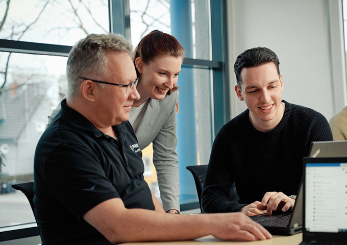 Portraitbild des TOP JOB-Arbeitgebers PROFI Engineering Systems AG